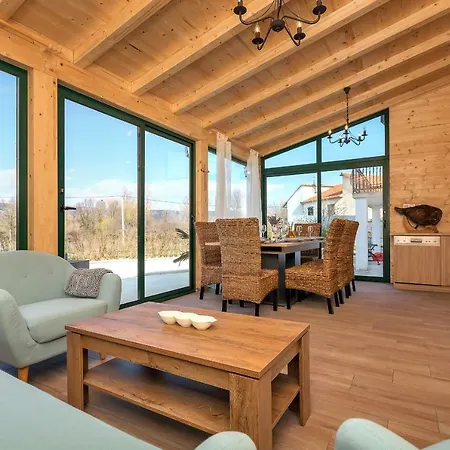 Vacation House Stone Bridge Villa