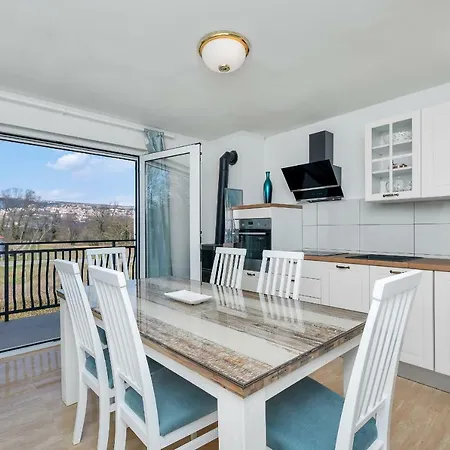 Vacation House Stone Bridge Villa Kamenmost